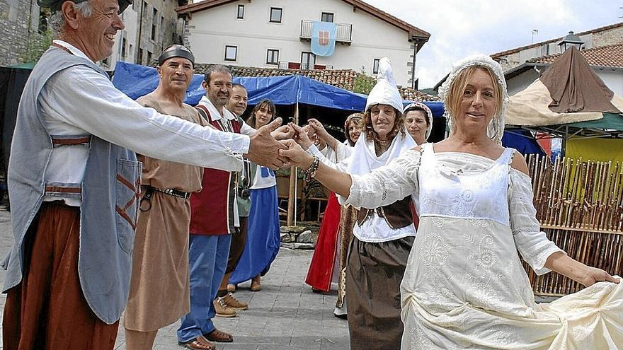 El Ayuntamiento quiere recordar que este sábado 16 de septiembre se celebra el Mercado de Antaño de Artziniega.
